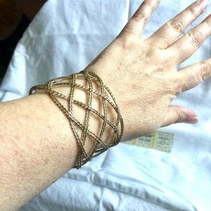 Costume gold metal cuff